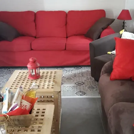 Vakantiehuis De La Porte Rouge